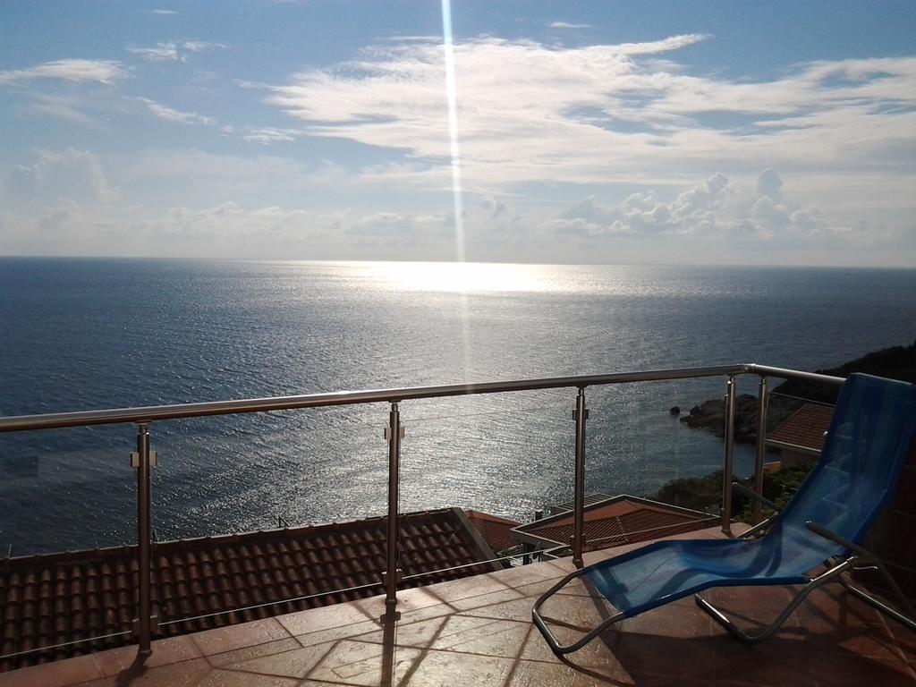Apartment Oliva Ulcinj Bagian luar foto