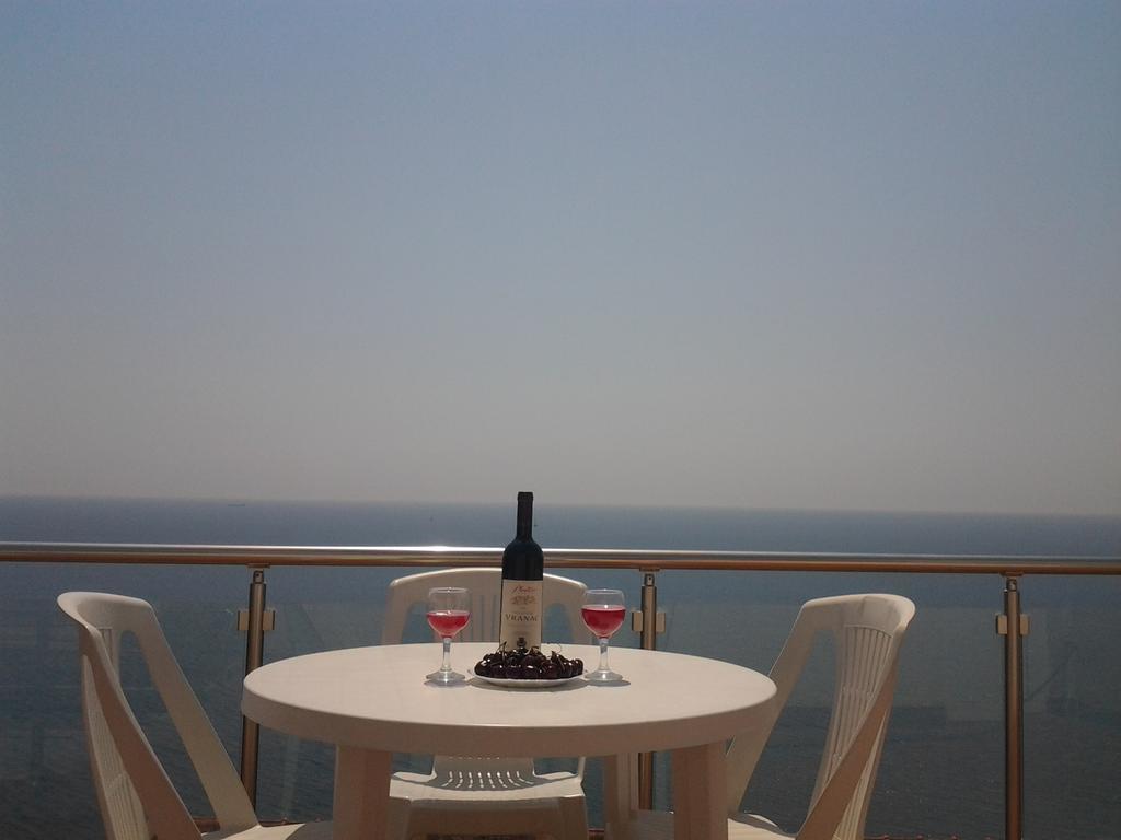 Apartment Oliva Ulcinj Bagian luar foto