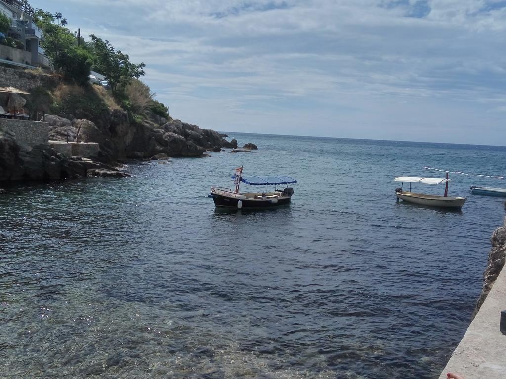Apartment Oliva Ulcinj Bagian luar foto
